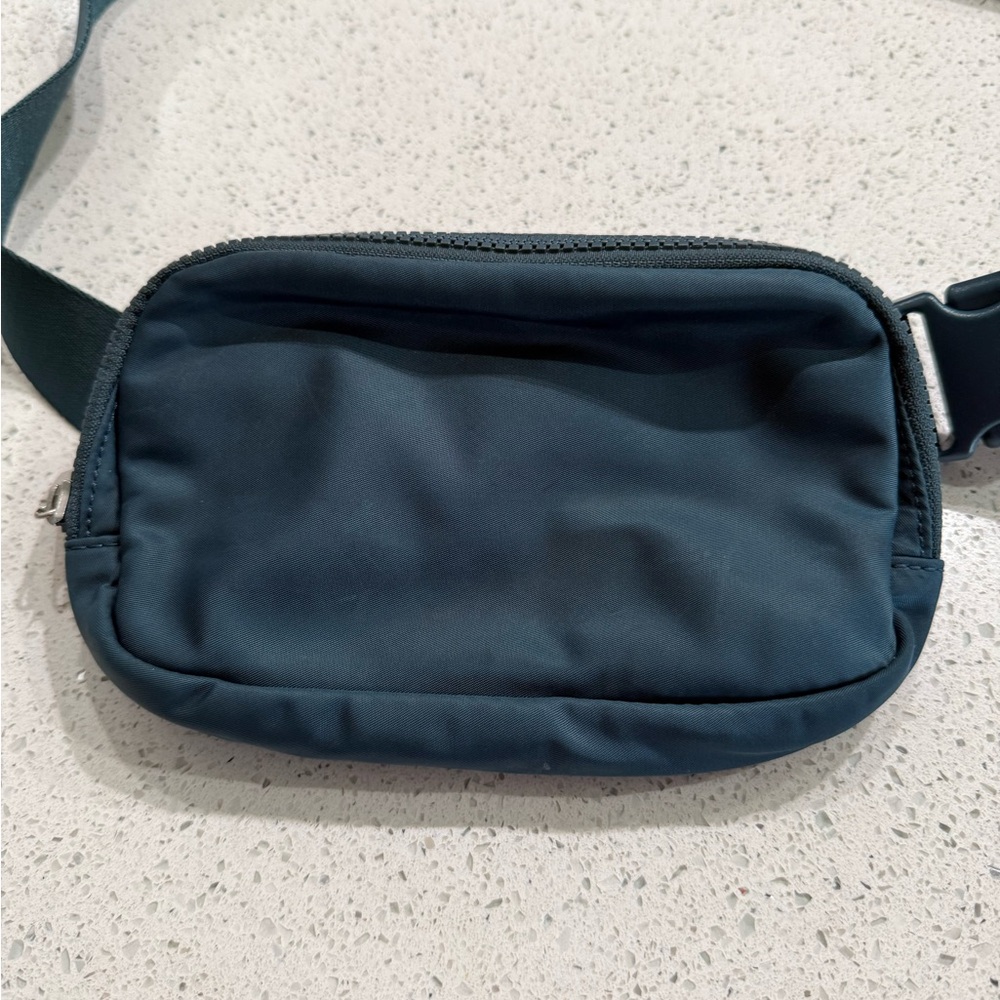 Quince Dark Teal Recycled Nylon belt Bag Crossbody Adjustable Strap BO